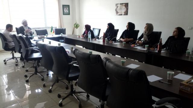 برگزاری جلسه مشاوره تربیتی فرزند برای والدین بسیج دانش‌آموزی مسجد حضرت ابوطالب علیه‌السلام